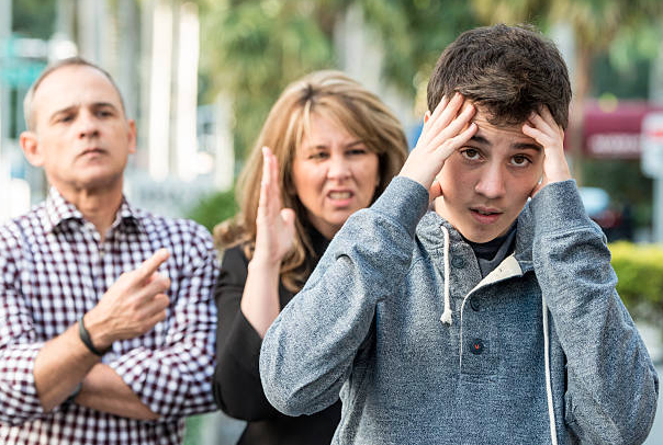 The-Rising-No-Contact-Epidemic-Why-So-Many-Young-People-Are-Cutting-Off-Their-Parents-By-Fortesa-Latif 